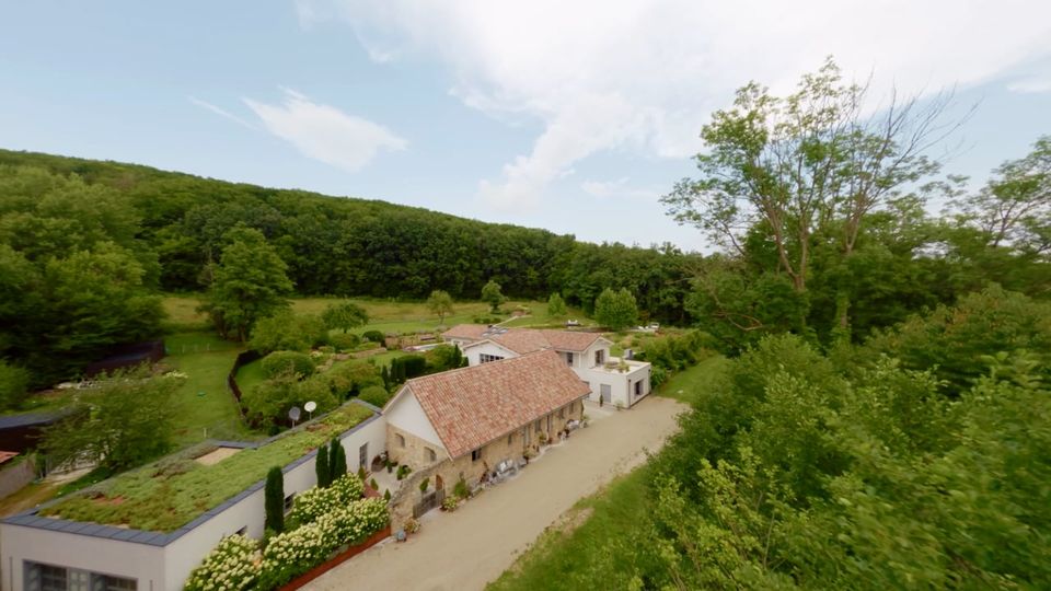 FPV-Tour Villa Wolfsgraben, Standbild